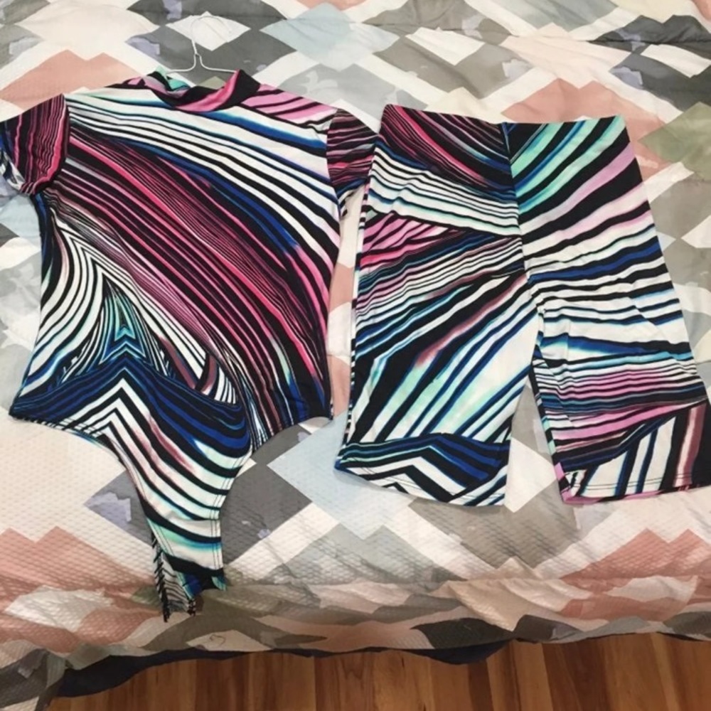 Belita Collection Size Small - Picture 3 of 4